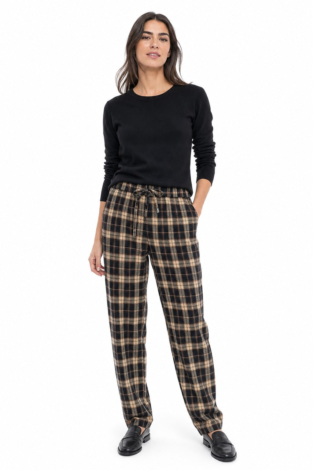 Pantalón de cuadros escoceses con cordón en color Beige y negro (cuadros) – modelo frontal