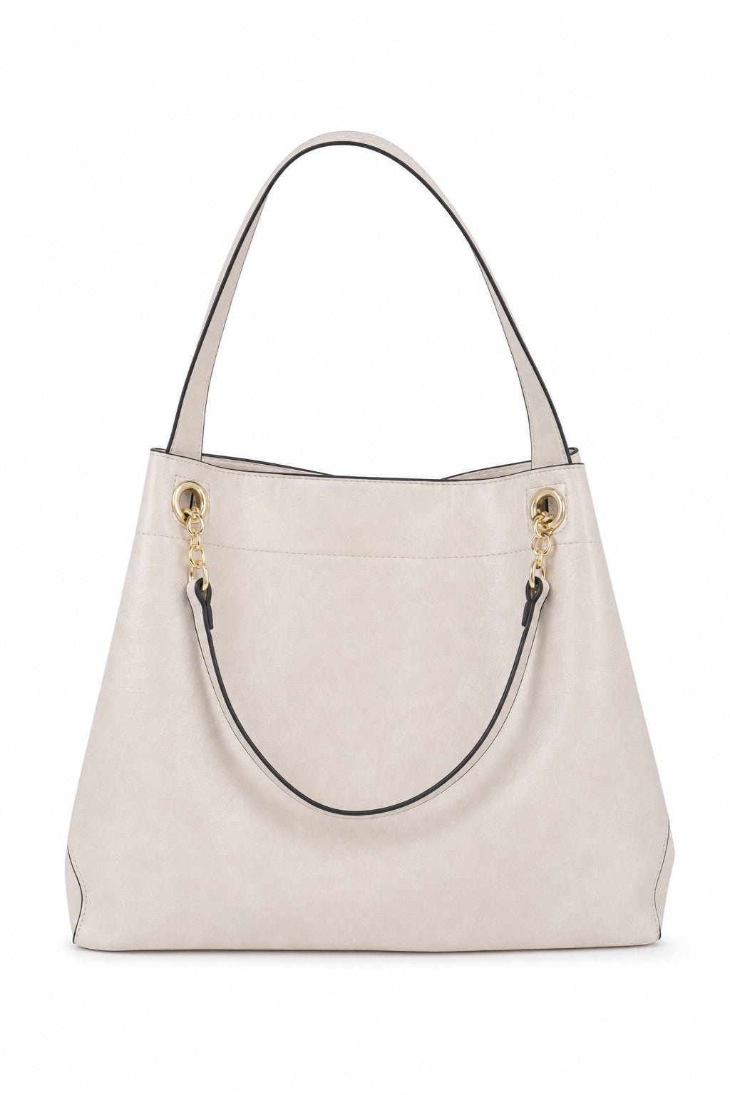Bolso shopper beige llevado al hombro, otra forma de llevarlo