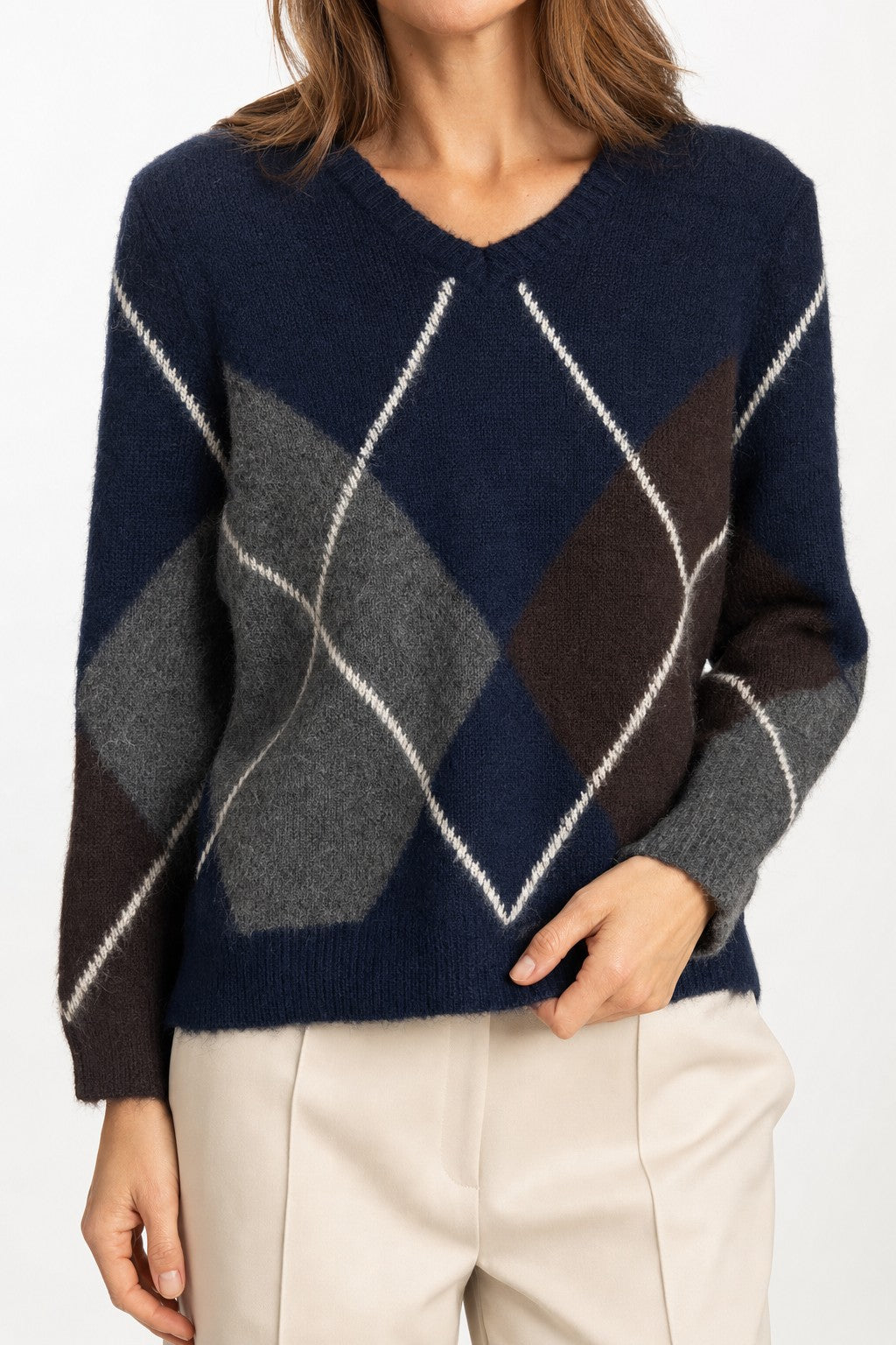 Jersey de rombos argyle de punto con cuello pico en color Marino – detalle